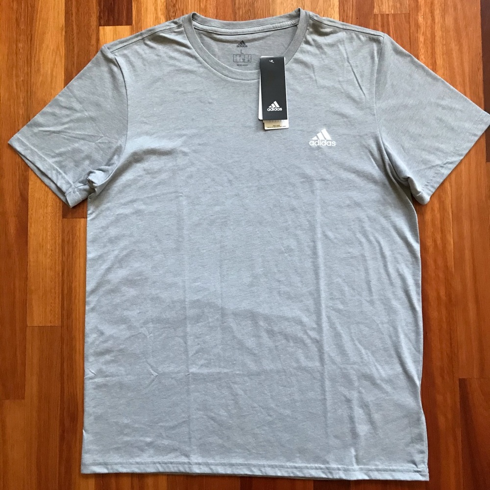 NWT Adidas Crewneck T-shirt Men’s Large Light Grey